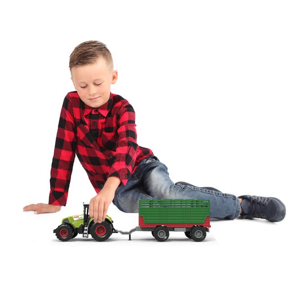 Plastic tractor with hay siding 1
