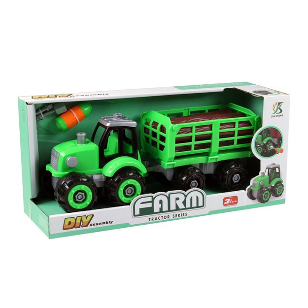 Screwing tractor with wood 2