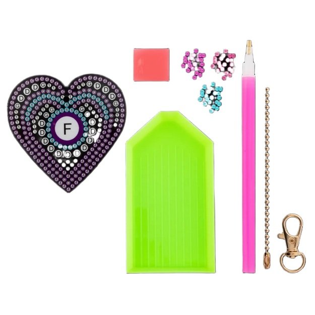 Kūrybinis deimantinių širdies formos pakabukų rinkinys 2