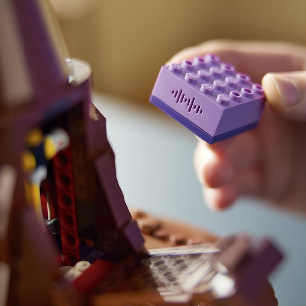 LEGO Harry Potter Talking Sorting Hat