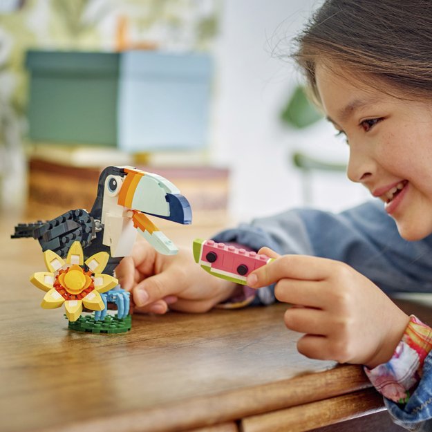 LEGO Creator Wild Animals: Tropical Toucan