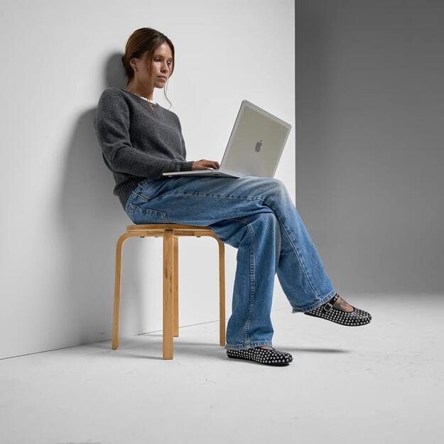 „Incase Edge Hardshell Case“ – dėklas, skirtas „MacBook Air 13 M3“ (2024) / M2 (2022) (skaidrus) 28