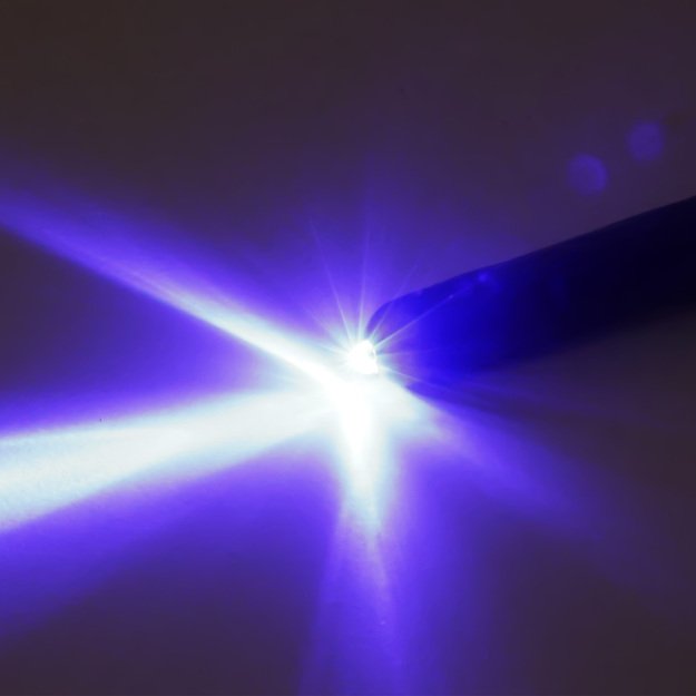 the magic wand with sound and light 3