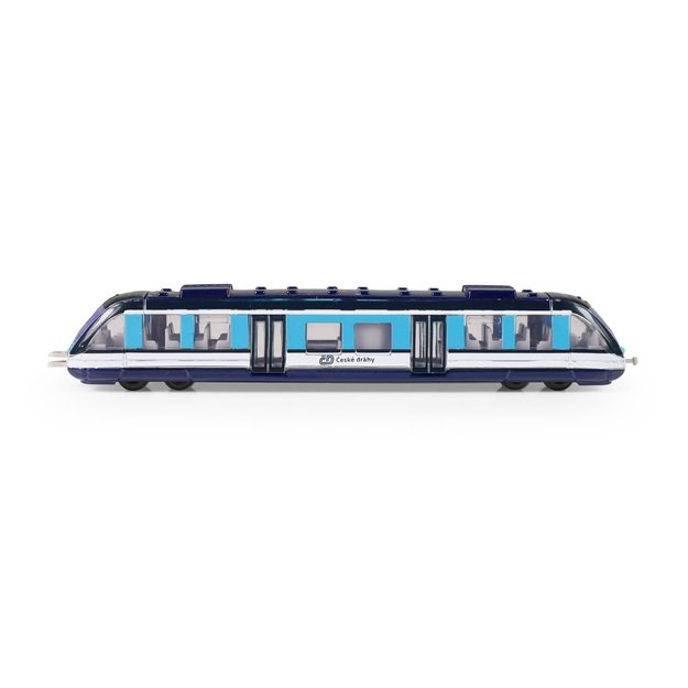the Czech Railways regional train 3