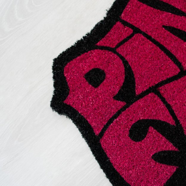 Pink Floyd – durų kilimėlis (62 x 38 cm) 6 Pink Floyd – durų kilimėlis (62 x 38 cm) 6