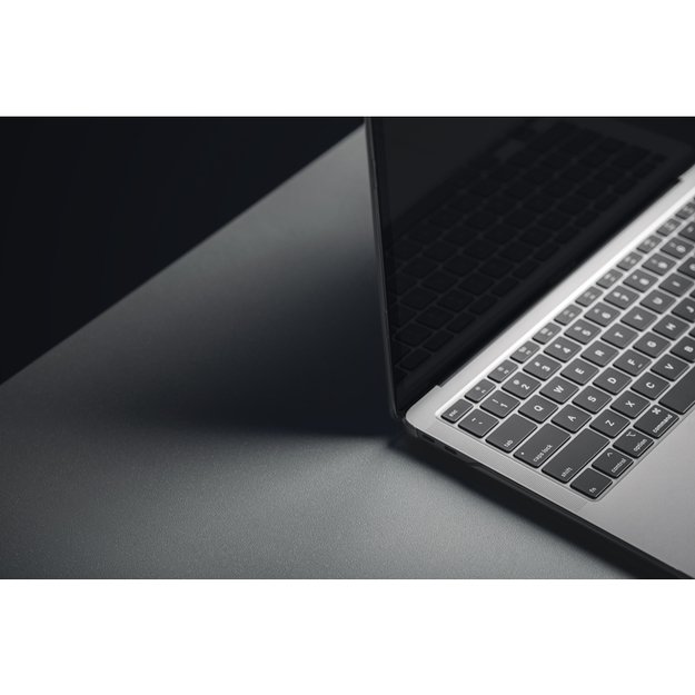 Moshi iVisor XT – apsauginė plėvelė, skirta MacBook Pro 13 / MacBook Air 13 (juodas rėmelis)