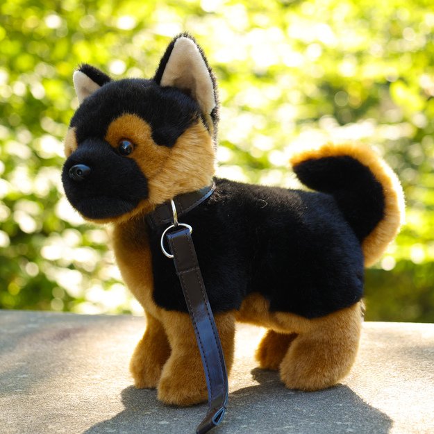 Plush German Shepherd 23 cm ECO-FRIENDLY