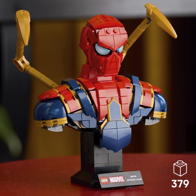 LEGO Super Heroes Iron Spider-Man Bust