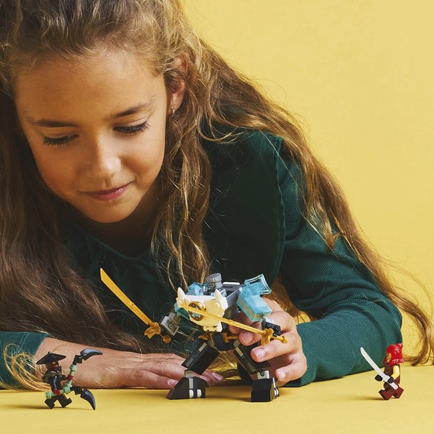 LEGO Ninjago Zane s Battle Suit Mech
