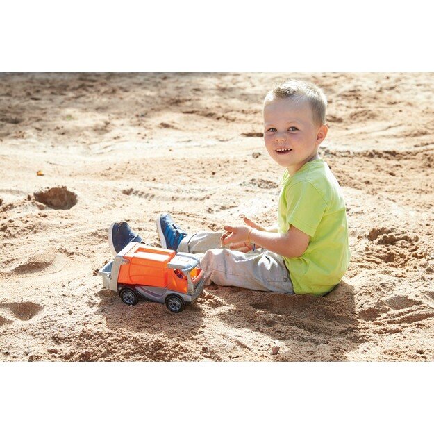 the Truckies garbage truck 9