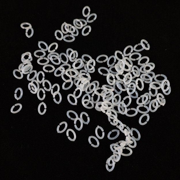 Small plastic shining letters 150 pcs