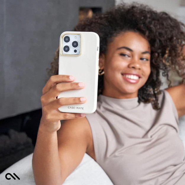 Case-Mate Silicone MagSafe – dėklas iPhone 15 Pro (smėlio spalvos) 15