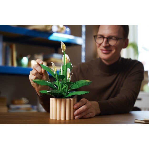LEGO Botanicals Peace Lily