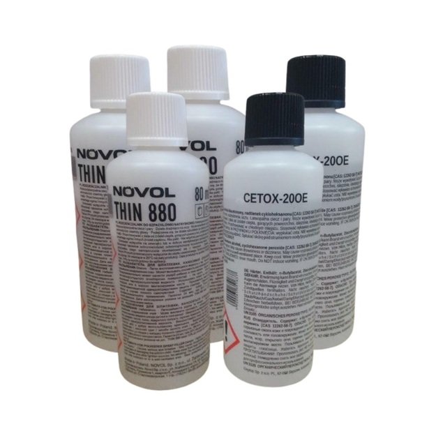 RINKINYS PS pur&scaron;kiamam glaistui: 3 vnt. skiediklis P-S THIN880, 80 ml + 2 vnt. kietiklis CETOX, 90 ml  