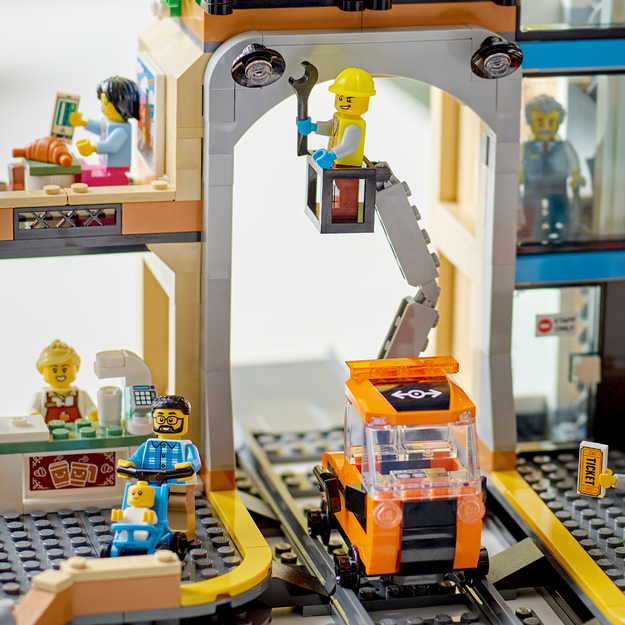LEGO City Central Train Station