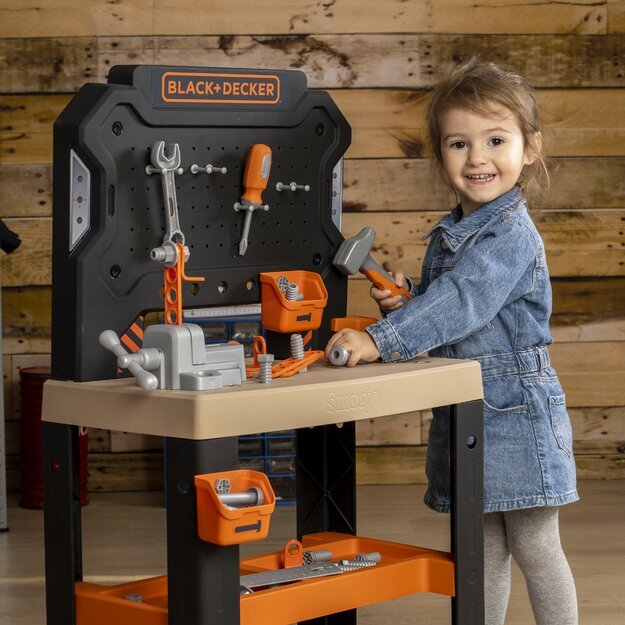 Smoby B&D Bricolo Workbench 78 Pieces