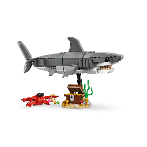LEGO Creator Fierce Shark with a Treasure Chest