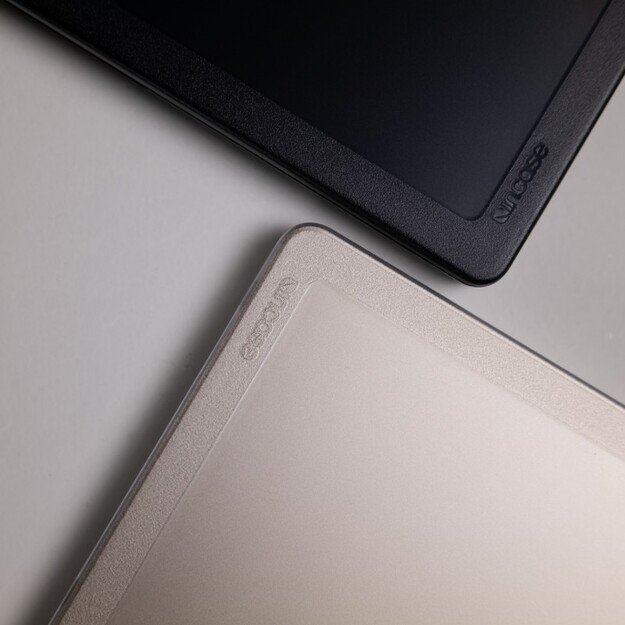 „Incase Edge Hardshell Case“ – dėklas, skirtas „MacBook Pro 14“ (M4/M3/M2/M1/2024-2021) (juodas)
