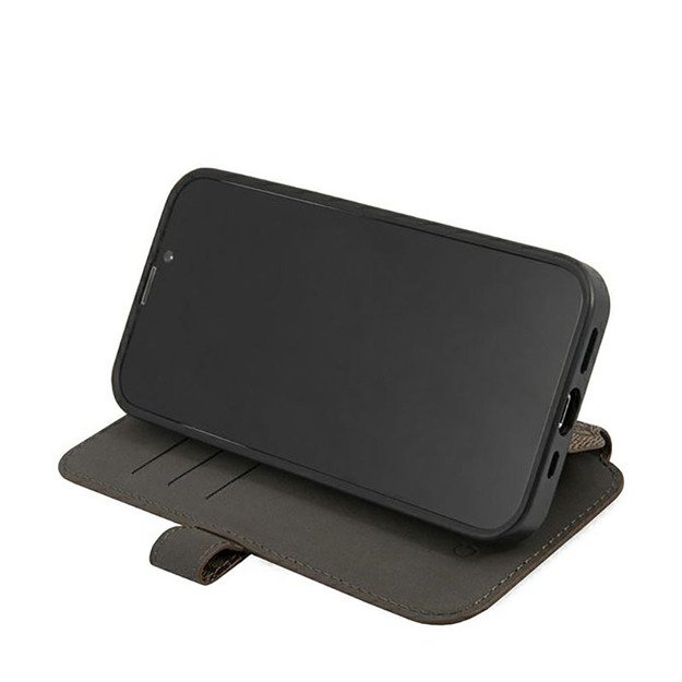 Guess Booktype 4G didelis metalinis logotipas – iPhone 13 Pro Max dėklas (rudas)