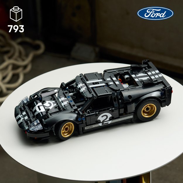 LEGO Technic 1966 Ford GT40 MKII Race Car