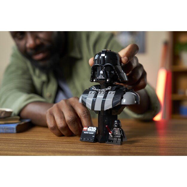 LEGO Star Wars Darth Vader Bust