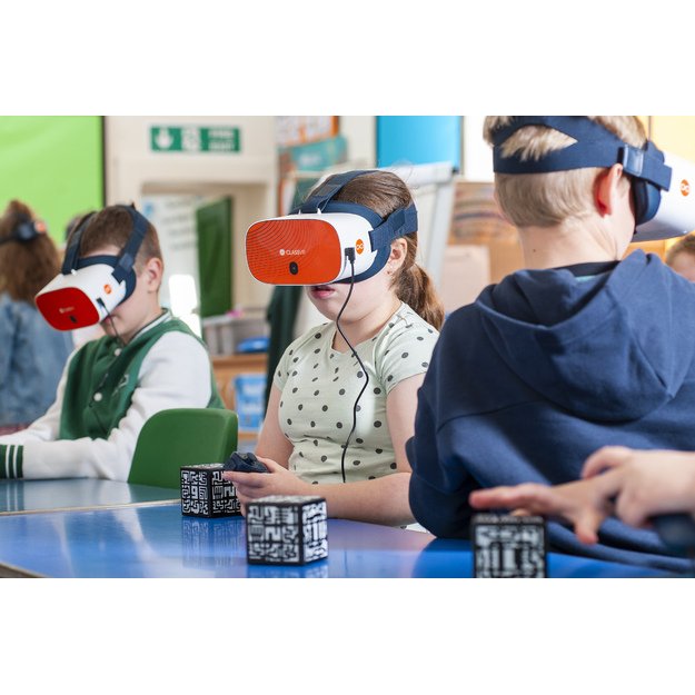 ClassVR Xplorer Set of 4 including 4 Controllers