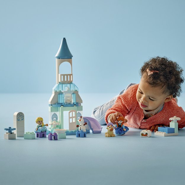 LEGO DUPLO Anna and Elsa s Frozen Castle Party