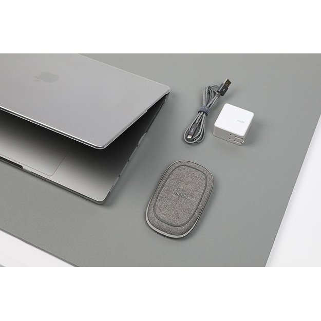 „Moshi iGlaze“ – „Hardshell“ dėklas, skirtas „MacBook Pro 16“ (M4/M3/M2/M1/2024-2021) (Stealth Clear) 7