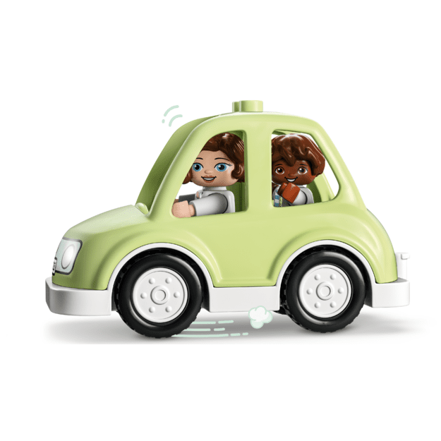 LEGO DUPLO Family House on Wheels