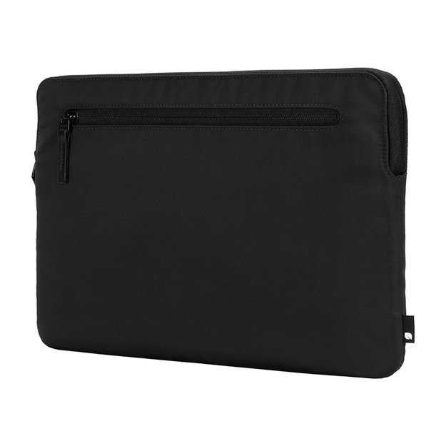 „Incase Compact“ dėklas, pagamintas iš nailono, skirtas „MacBook Pro 14“ (M4/M3/M2/M1/2024–2021) (juodas)