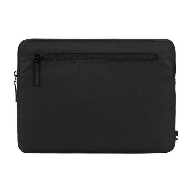 „Incase Compact“ dėklas, pagamintas iš nailono, skirtas „MacBook Pro 14“ (M4/M3/M2/M1/2024–2021) (juodas)
