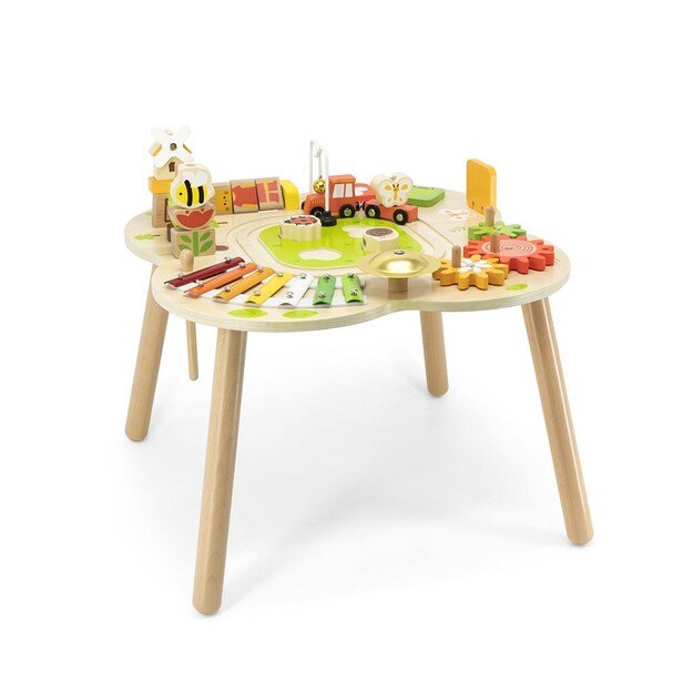 Wooden table with activities Viga Farm