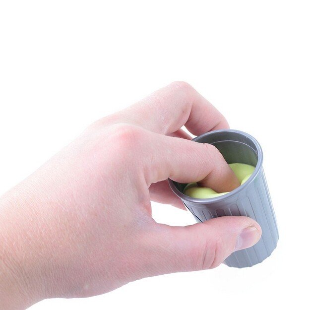 Ponas bezdėjimas šiukšliadėžėje – bezdėjimo medžiaga 7