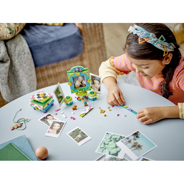 LEGO Disney Mirabel s Photo Frame and Jewelry Box