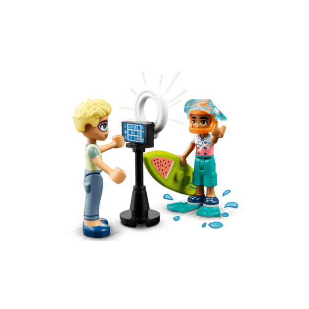 LEGO Friends Leo s Room
