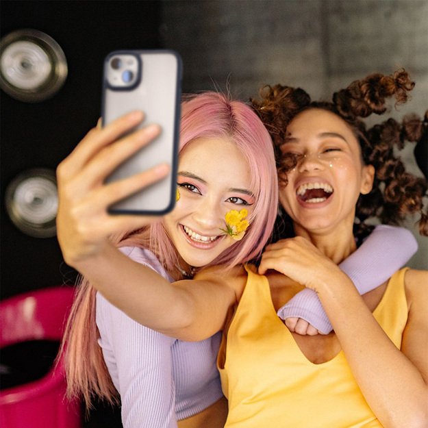 Spigen Ultra Hybrid – dėklas, skirtas iPhone 15 (šalčio juodas) 36