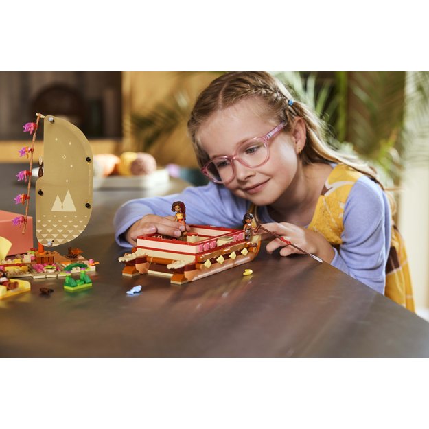 LEGO Disney Princess Moana s Adventure Canoe