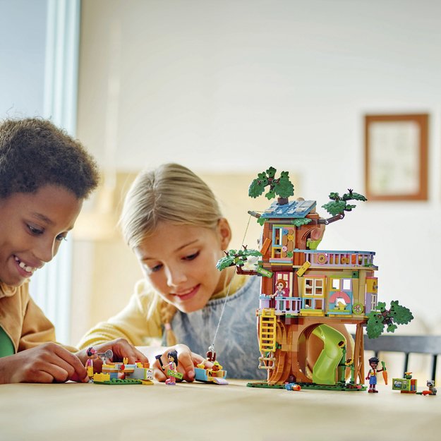 LEGO Friends Friendship Tree House Hangout