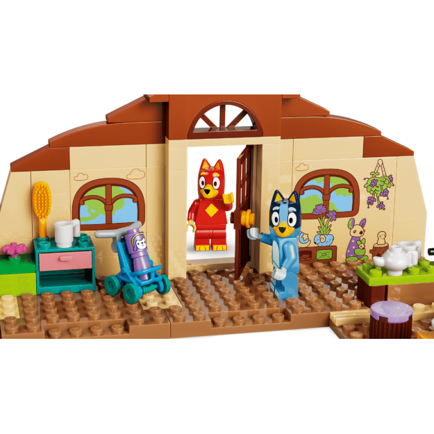 LEGO Bluey School with Rusty and Bluey