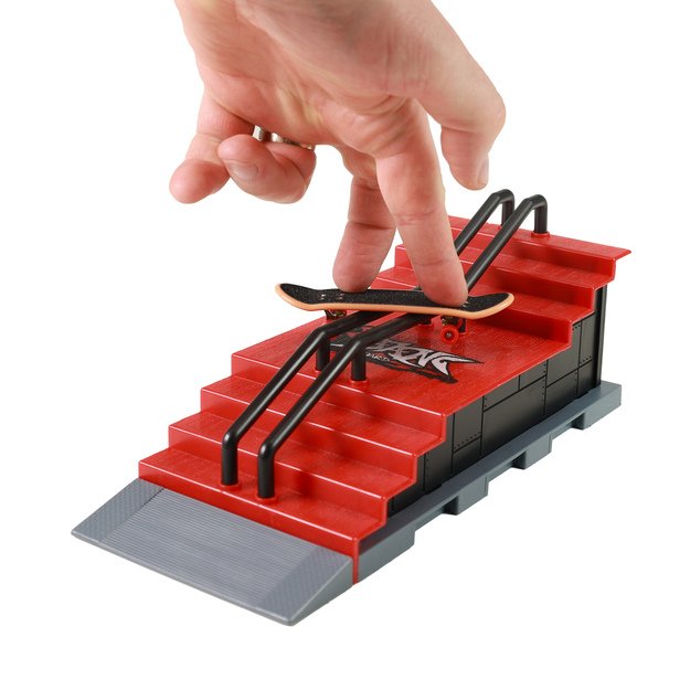 Skatepark - ramp with accessories 4