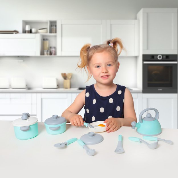 Kitchen set with dishes
