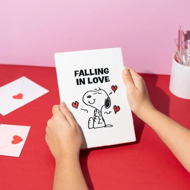 Snoopy - Plush notebook / notebook A5 from the Love Season collection 4