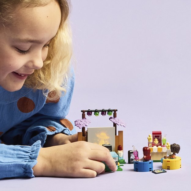 LEGO Friends Friendship Movie Night