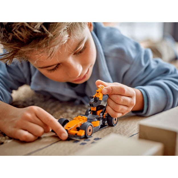 LEGO City F1 Driver with McLaren Race Car