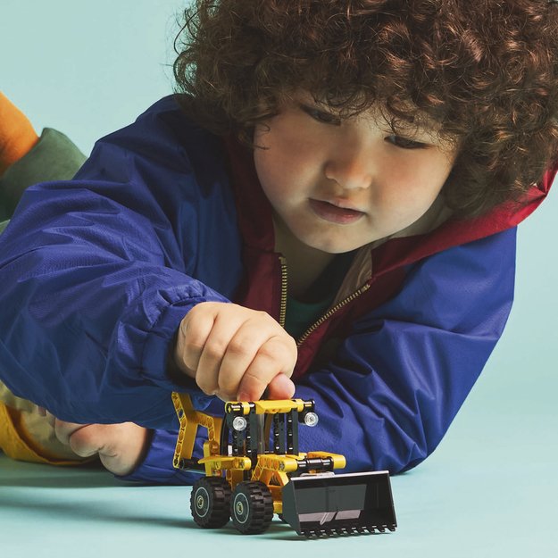 LEGO Technic Backhoe Loader