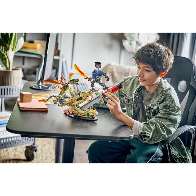 LEGO Ninjago Battle at the Dragon s Blade