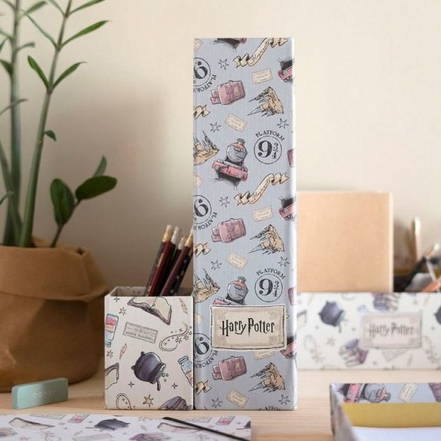 Haris Poteris – Stalo organizatorius 5 elementai 16