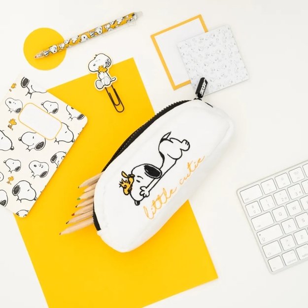 Snoopy - Plush pencil case for accessories from the Lazy Days collection 6