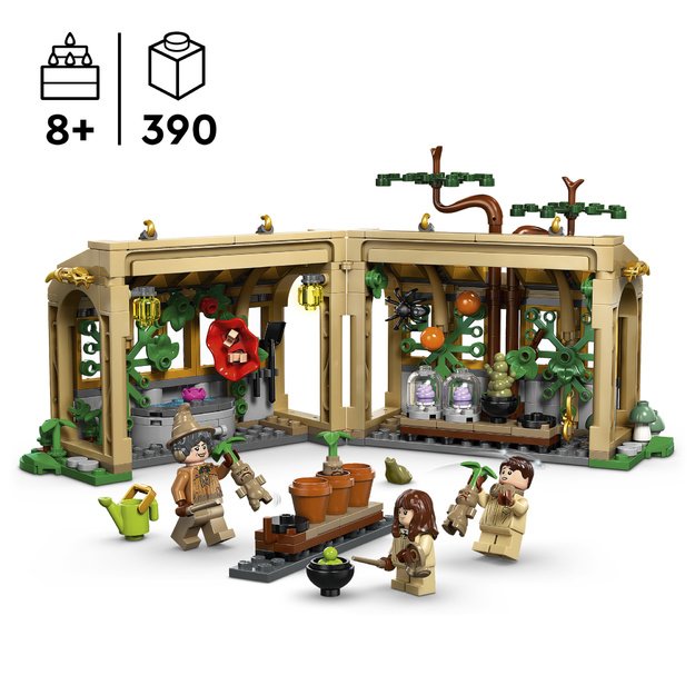 LEGO Harry Potter Hogwarts&trade; Castle: Herbology Class