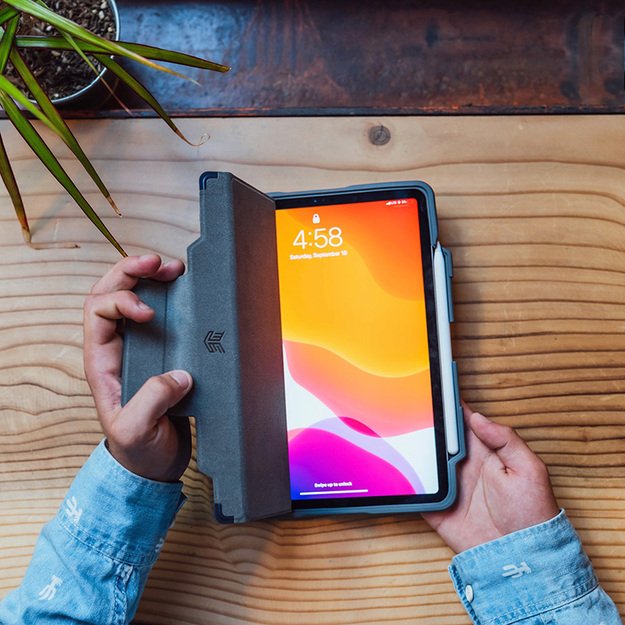 STM Dux Plus – dėklas, skirtas iPad 10th gen) EDU/COM (juodas) 6